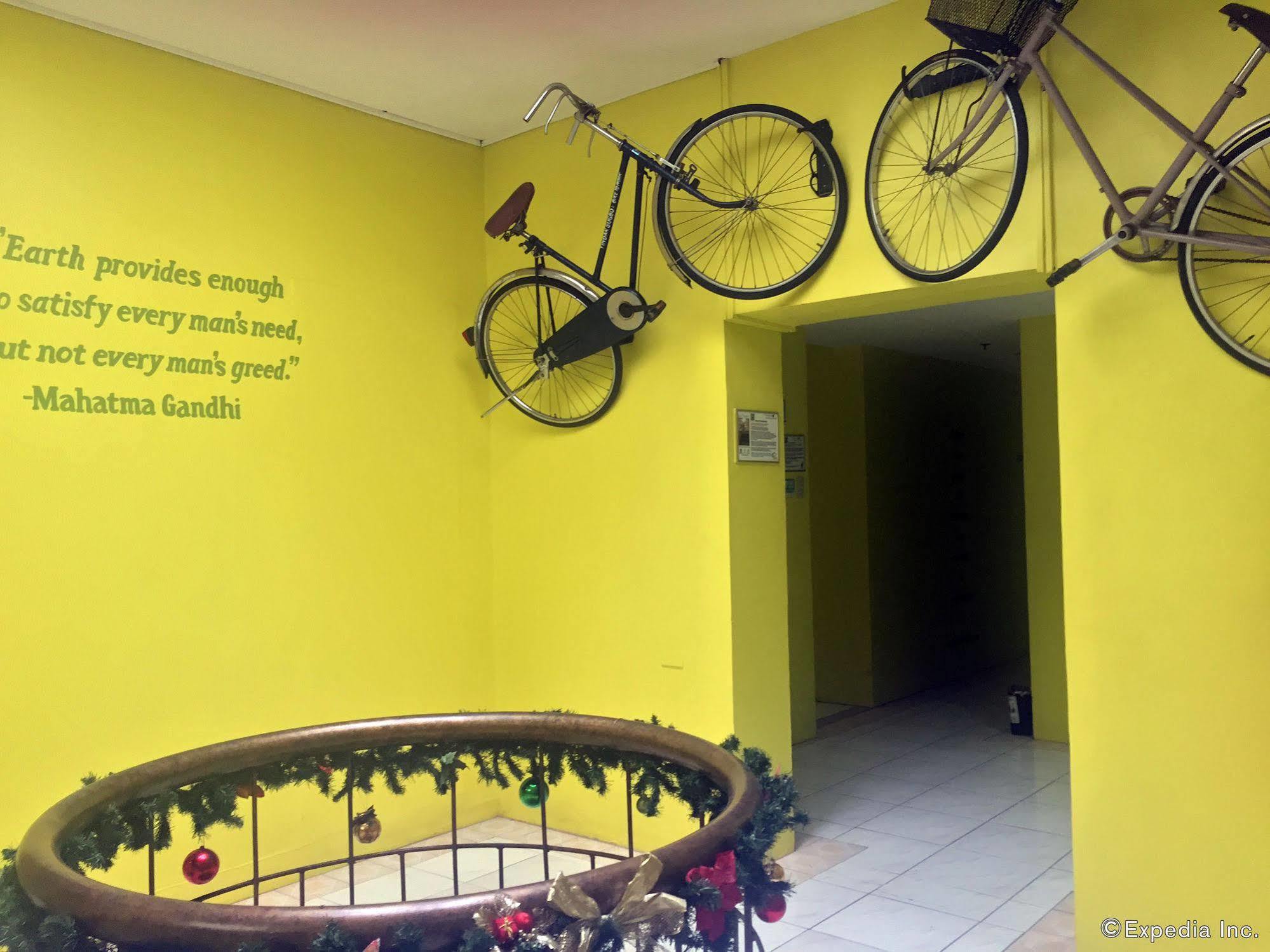 Cebu Elicon House Hotel Exterior photo